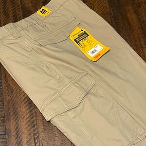 **NEW Carhartt Shorts 🩳